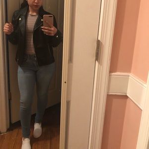 Meet your Posher, Keila